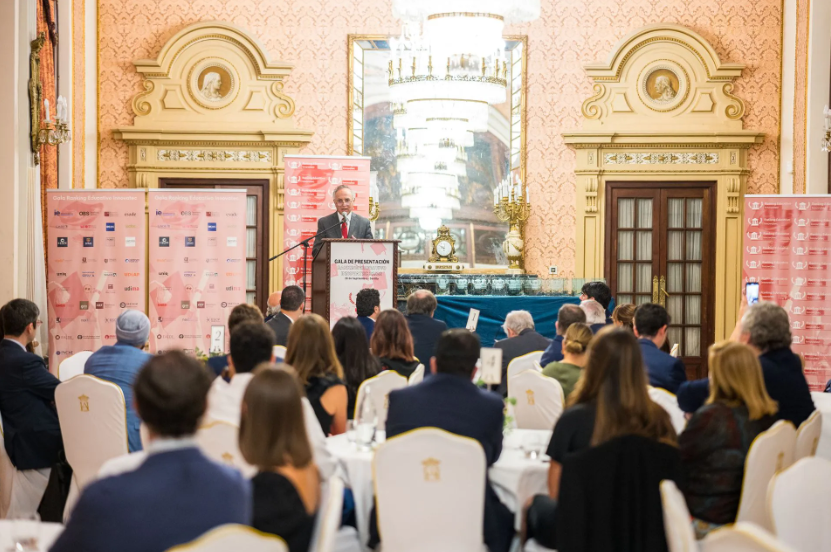 Gala ranking educativo innovatech 2023 universidades escuelas negocios iberoamerica